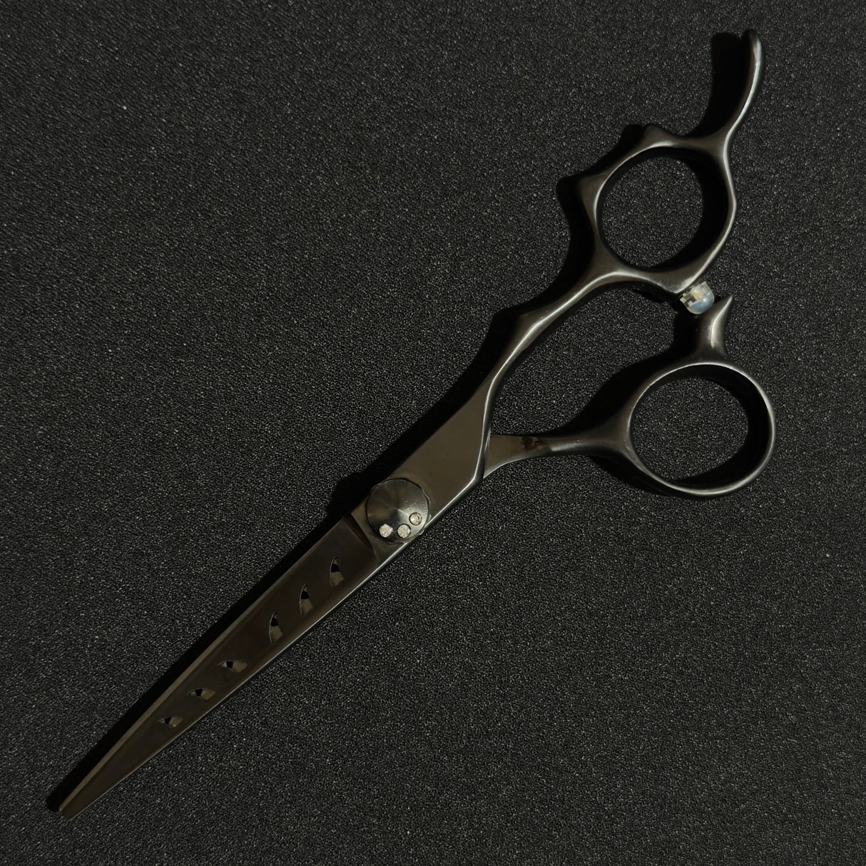 Black Classic 6” Salon 440c Scissor