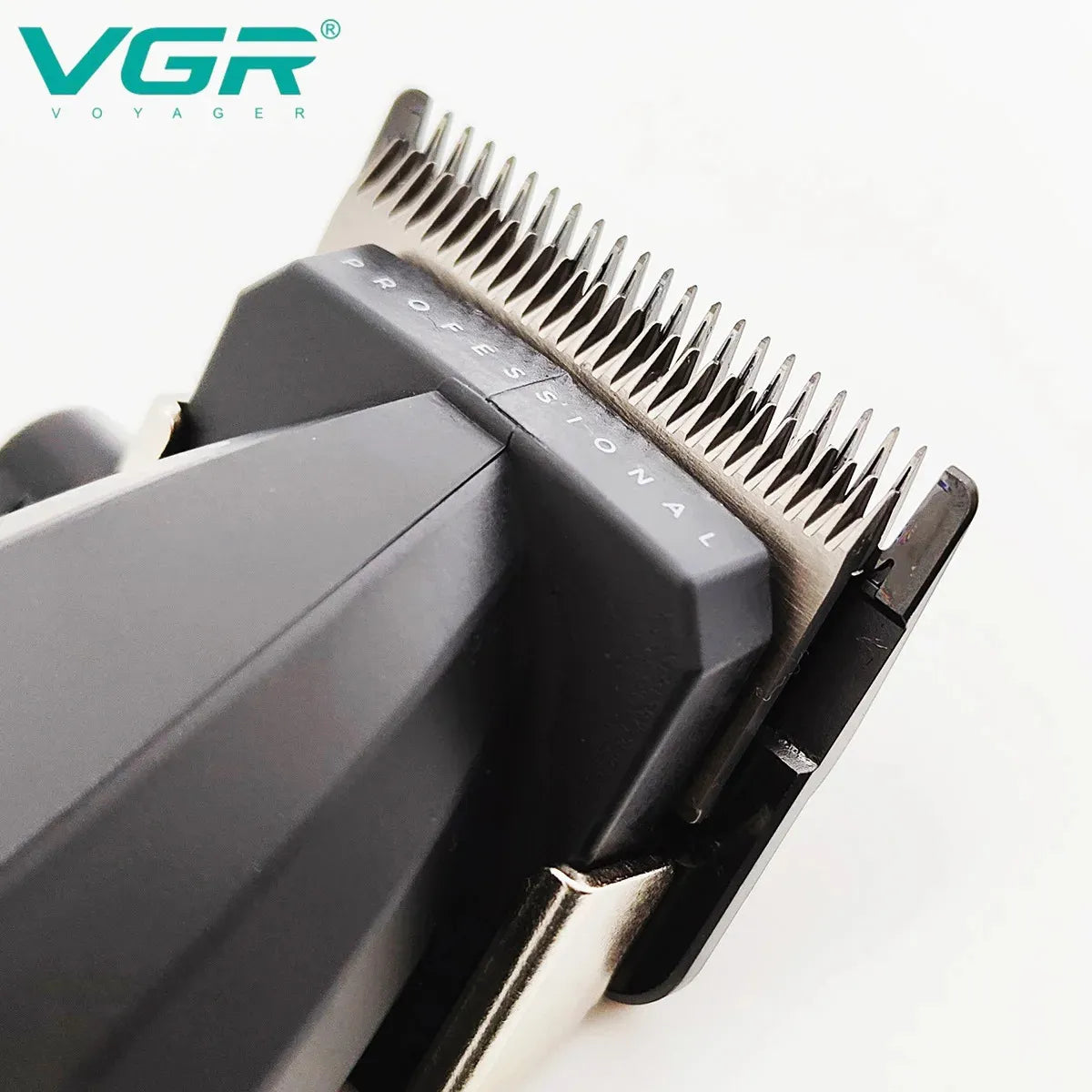 VGR V003 Wireless Electric Clipper 9000rpm Salon Engraving Men's Shaving
